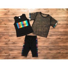 Костюм для дівчинки.